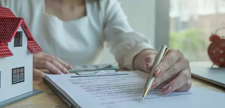 We Buy Homes to Help You Pay Off Debt – No Repairs or Upgrades Needed in Alexandria, VA